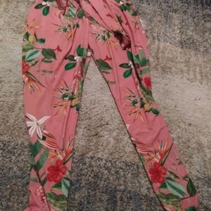 Express medium floral casual pants